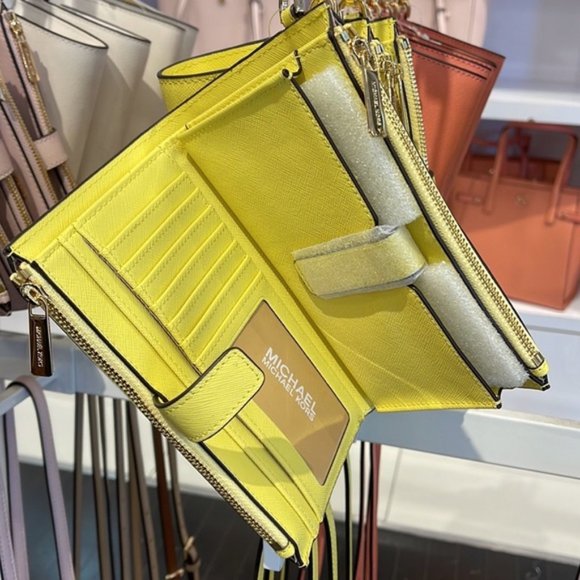 Michael Kors Jet Set Travel Large Double Zip Leather Wristlet Sunshine Yellow - Picture 10 of 16